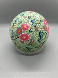 Better Homes & Gardens 4,7 Zoll Polymer batteriebetrieben LED Kugel Laterne Vögel - Bild 1 von 6