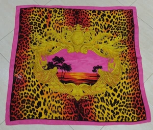 Scarf VERSACE For H&M Brocade Animal Print Pink Gold Black Crepe Silk 35"x34" - Picture 1 of 7