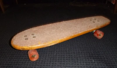 Monopatín TR Trucks y Makaha Comp 3 ruedas 27" L de madera de roble años 70 de colección Foto 1 de 4