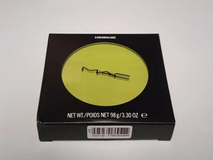 MAC CHROMACAKE True Chartreuse Full Size - Picture 1 of 3