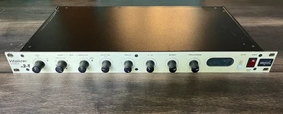 SPL Vitalizer MK2-T Stereo Eq -Tube Enhancer Processor Rack Unit (9739) - Image 1 of 2
