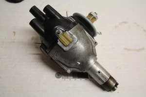 S/h LUCAS  DM2 distributor 40561,MORRIS MINOR 948,AUSTIN HEALEY SPRITE 58/60,A35 - Picture 1 of 3