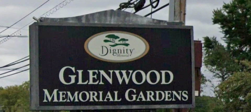 4 parcelas de cementerio en Glenwood Memorial Garden en Bromall, Pensilvania Foto 1 de 1