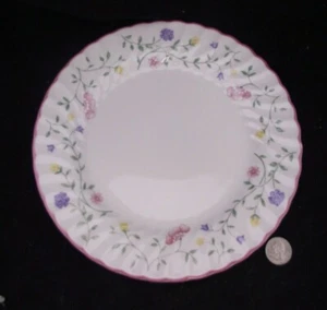 SET OF 4  JOHNSON  BROTHERS SUMMER CHINTZ  9 3/4" DINNER PLATES - Picture 1 of 3