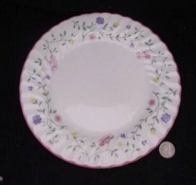 SET OF 4  JOHNSON  BROTHERS SUMMER CHINTZ  9 3/4" DINNER PLATES - Image 1 of 3