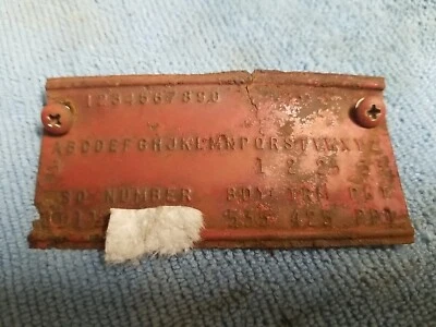 Dodge Phoenix 1961 convertible placa de datos guardabarros etiqueta identificación rojo en rojo coche Mopar Foto 1 de 4