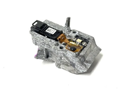 W218 MERCEDES 2013 CLS63 AMG ПЕРЕДНЯЯ ПРАВАЯ СТОРОНА СВЕТОДИОДНАЯ ФАРА ДЕТАЛЬ - Изображение 1 из 4