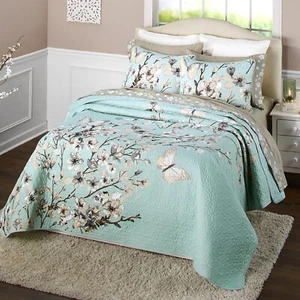 The Lakeside Collection Embroidered Cherry Blossom Quilt Set with Shams - Kin... - Picture 1 of 5