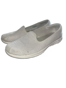 Skechers Go Walk Joy Womens 9 Gen 5 Slip On Walking Shoes Comfort Light Gray - Picture 1 of 7