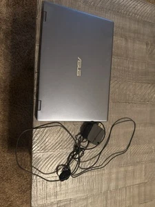 Asus VIVO Laptop Model TP412F - Picture 1 of 3