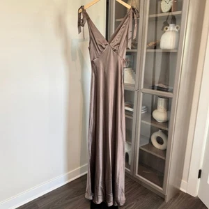 Reformation Pernille Silk Maxi Dress NEW Magnetic Brown V-Neckline Tie Straps M - Picture 1 of 7