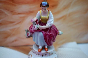 Vintage Porcelain Figurine Sitting Girl with Wreath - Picture 1 of 9