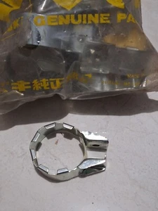 SUZUKI A100 AS100 AC100 NEW EXHAUST PIPE CLAMP CONNECTOR NOS 09402-39701 - Picture 1 of 5