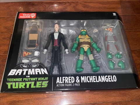 DC Collectible Batman VS Teenage Mutant Ninja Turtles TMNT Alfred & Michelangelo Cover