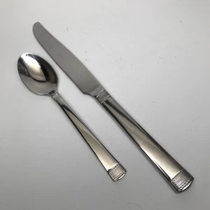 WALLACE SILVER "COIN EDGE" 18/10 Stainless TEASPOON & DINNER KNIFE - Picture 1 of 2