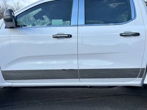 Polished 5 5/8" Rocker Panel Trim for 2024-2025 Ford Ranger Super Crew [6pc] - Bild 1 von 3