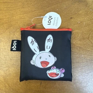 EINE (1) SELTENE NEUE VERSIEGELTE TAKASHI MURAKAMI x LOQI X KAIKAI KIKI SCHWARZE BEUTELTASCHE - Bild 1 von 4