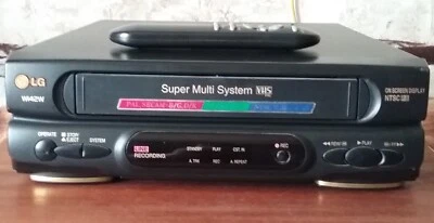 Reproductor de video LG VHS, grabadora. Modelo W142W. Buen estado. Foto 1 de 4