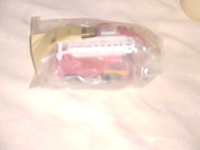 Camión de rescate de bomberos y sombrero para decoración de pastelería artesanal para panadería Nuevo de Lote Antiguo Foto 1 de 4