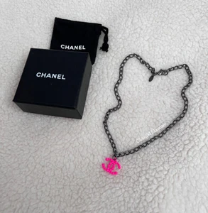 Auth Chanel Neon Pink CC logo Necklace - Vintage - Picture 1 of 7