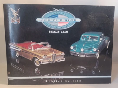 Road Signature Classic Collection 1:18 Toys R Us 1948 Tucker & 1958 Edsel - Image 1 of 4