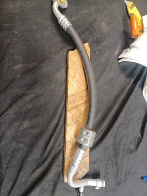 2013-2016 BMW 328I XDRIVE F30 2.0L - MANGUEIRA AC / LINHA / TUBO 9217375 - Imagem 1 de 3