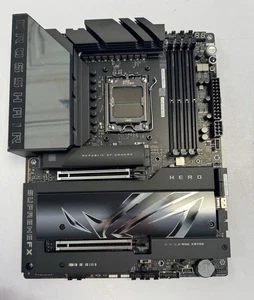 ASUS ROG Crosshair X870E Hero AMD X870E AM5 ATX Motherboard (1 PCI BROKEN) - Afbeelding 1 van 5