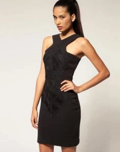 AQUA/AQ AQ Negro Bordado Sin Mangas Cóctel LBD Vestido UK10*EXCELENTE ESTADO* £190 - Imagen 1 de 9
