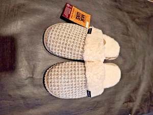 muk luks womens slippers size 7-8 with tags. light brown - Picture 1 of 8