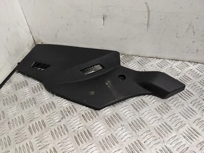 PEUGEOT 407 GT MK1 2006 KICK PANEL (LADO DIANTEIRO DO MOTORISTA) - Imagem 1 de 4