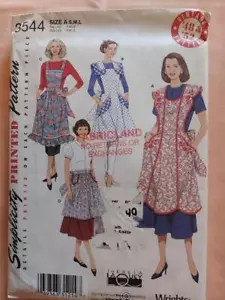 Simplicity 3544 Misses' Vintage 48 & 52 Aprons in 4 Versions Patterns Size S-M-L - Picture 1 of 2
