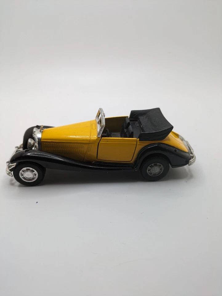 Vintage Yatming Mercedes 540K Cabriolet 1:32 Scale Model Diecast No.8502 Yellow - Image 1 of 4