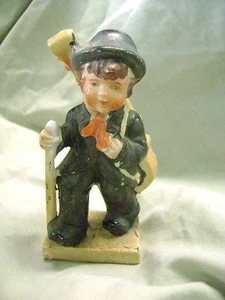 Vintage Keramik Junge mit Sockel Geige auf Rückseite Figur-schwarz/hellbraun/rot-matte Oberfläche-Japan - Bild 1 von 9