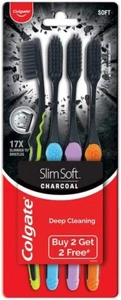 Cepillo de dientes de carbón Colgate SlimSoft 17X cerdas de punta suave más delgadas (compre 2 obtenga 2) - Imagen 1 de 5