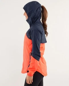 Giacca a vento Lululemon Run Get Up Glow riflettente 360 svasata calamaio 4 NUOVO - Foto 1 di 13