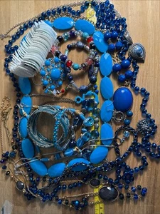 Konvolut Nachlass Modeschmuck blau Mode Konvolut blau Kunststoff Emaille Büro Lehrer - Bild 1 von 24