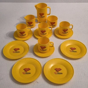 Vintage 80s Tea Set 1984 Nabisco Fig Newtons Cookies Yellow Plastic Toy Play Set - Picture 1 of 7