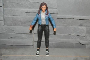 Marvel Legend's Doctor Strange 6" (America Chavez) Multiverso della Follia! - Foto 1 di 2