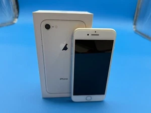 Apple iPhone 8, Silver 64 GB A1905 Gebraucht 00613 - Bild 1 von 5