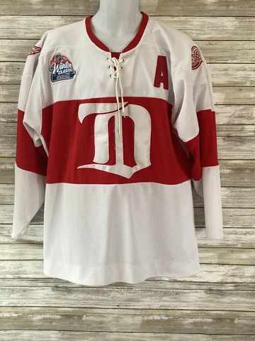 NHL Detroit Red Wings Zetterberg Jersey 2009 Winter Classic Sz 50 STAINS J156 Cover