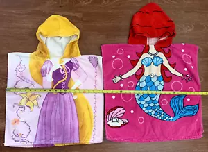 Poncho Principessa Ariel Principessa Raperonzolo Telo Mare con Cappuccio Disney/Bagno Letto Oltre - Foto 1 di 8
