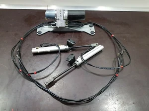 Mitsubishi Colt CZC Cabriolet Hydralik Pumpe Verdeckt OAS0280161   - Bild 1 von 4