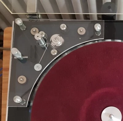 Michell Focus One Motor Cover Top Plate - Clear Acrylic - Image 1 of 4