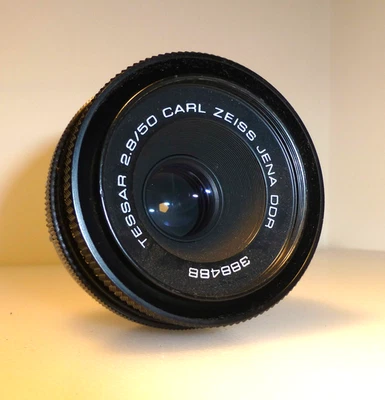 CARL ZEISS JENA 50mm F2.8 TESSAR LENS , M42mm SCREW MOUNT  (388488) - Image 1 of 4