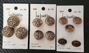 Vintage Knöpfe auf Karten Konvolut 3 Karten 12 Stück METALL goldfarben 3 Größen - Bild 1 von 5