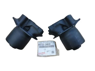 For Toyota Estima 2006-2015 Genuine Toyota Rear Axle Bushes Pair - Image 1 of 3