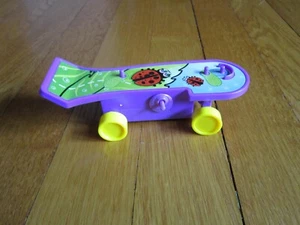 Puppe Skateboard Marienkäfer Mattel 1998 Vintage Barbie Pull Back kleines Spielzeug KOSTENLOSER VERSAND - Bild 1 von 7