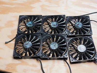 Set of 6 AeroCool A1225L12 120mm PC Case Fans - Image 1 of 4