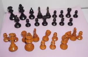 Vintage Set Of 30 BAKELITE ? CHESS PIECES ONLY Pieces, NO Board - Picture 1 of 11