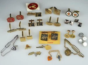 LARGE VINTAGE CUFFLINK, TIE TACK, TIE BAR, PIN LOT (18) - SWANK, RICHLEY, HICKOK - Picture 1 of 24